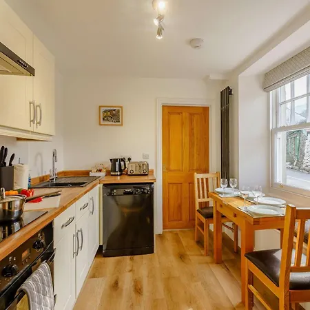 2 Bed In Keswick 86249 Daire
